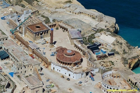 agora-set-4.JPG